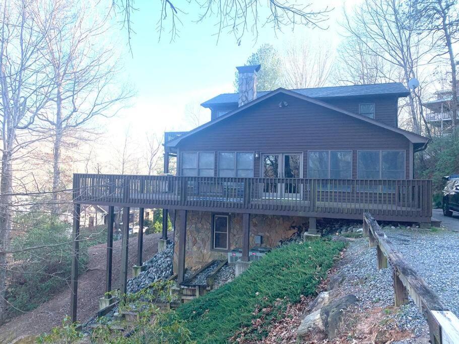 Lure Me Inn - Walk To All Resort Amenities Lake Lure Luaran gambar